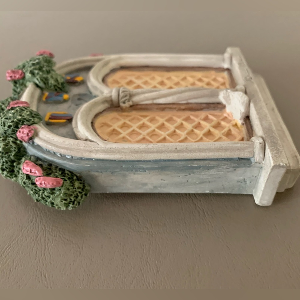 Castle Arches Ceramic Wall Art 1995 Michael's Limited Model 2498 - Picture 2 of 8